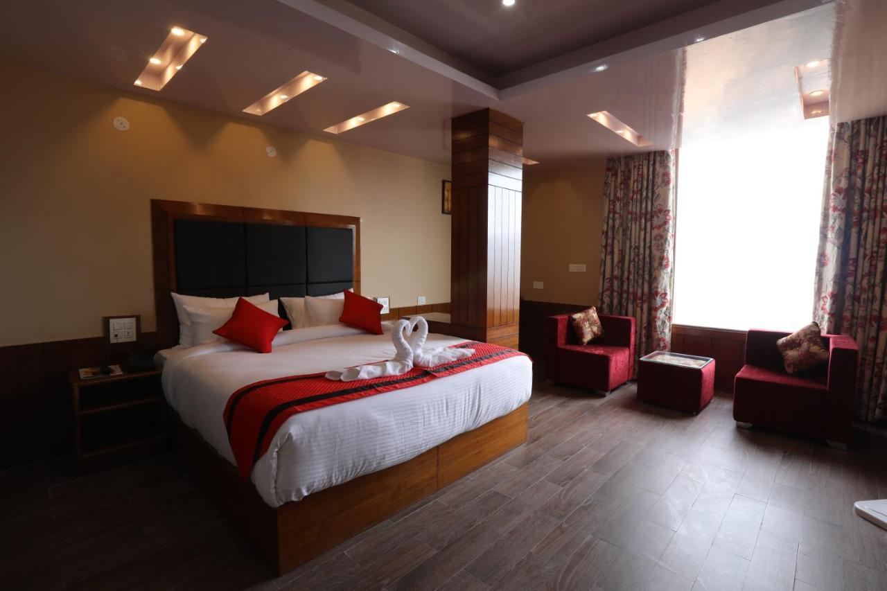 Ameera Hotel Shimla Ngoại thất bức ảnh