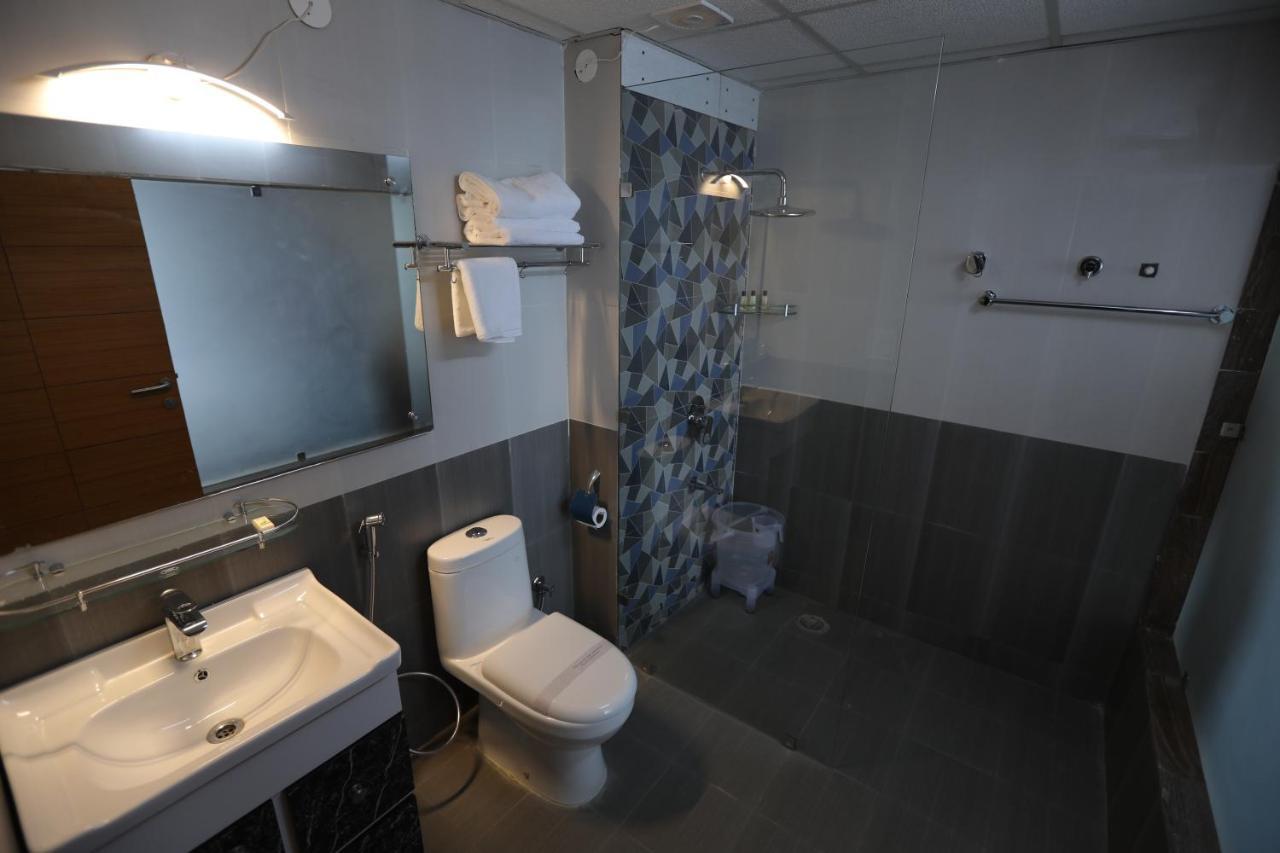 Ameera Hotel Shimla Ngoại thất bức ảnh